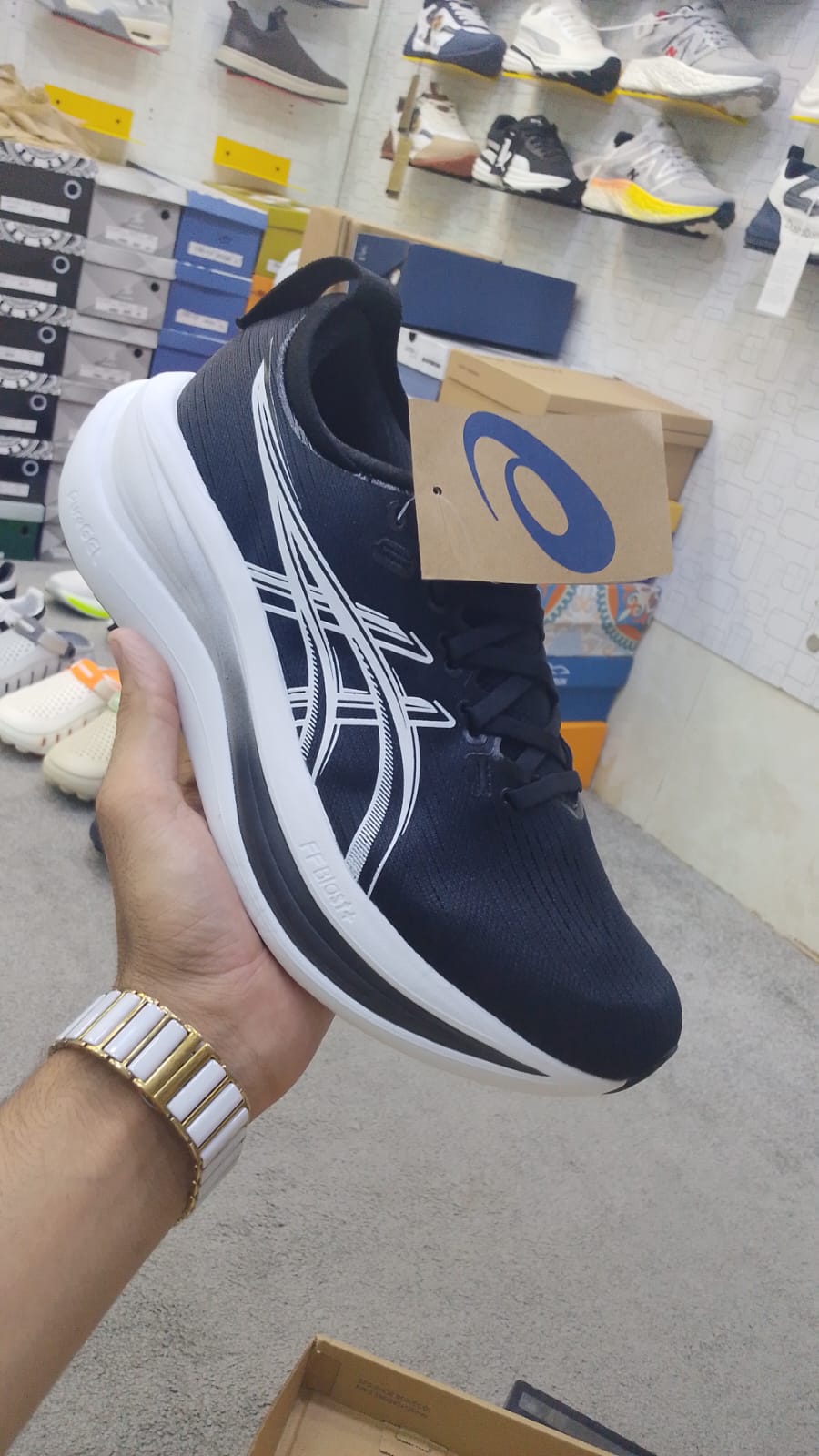 Asics Gel-Nimbus 28 (Tokyo)