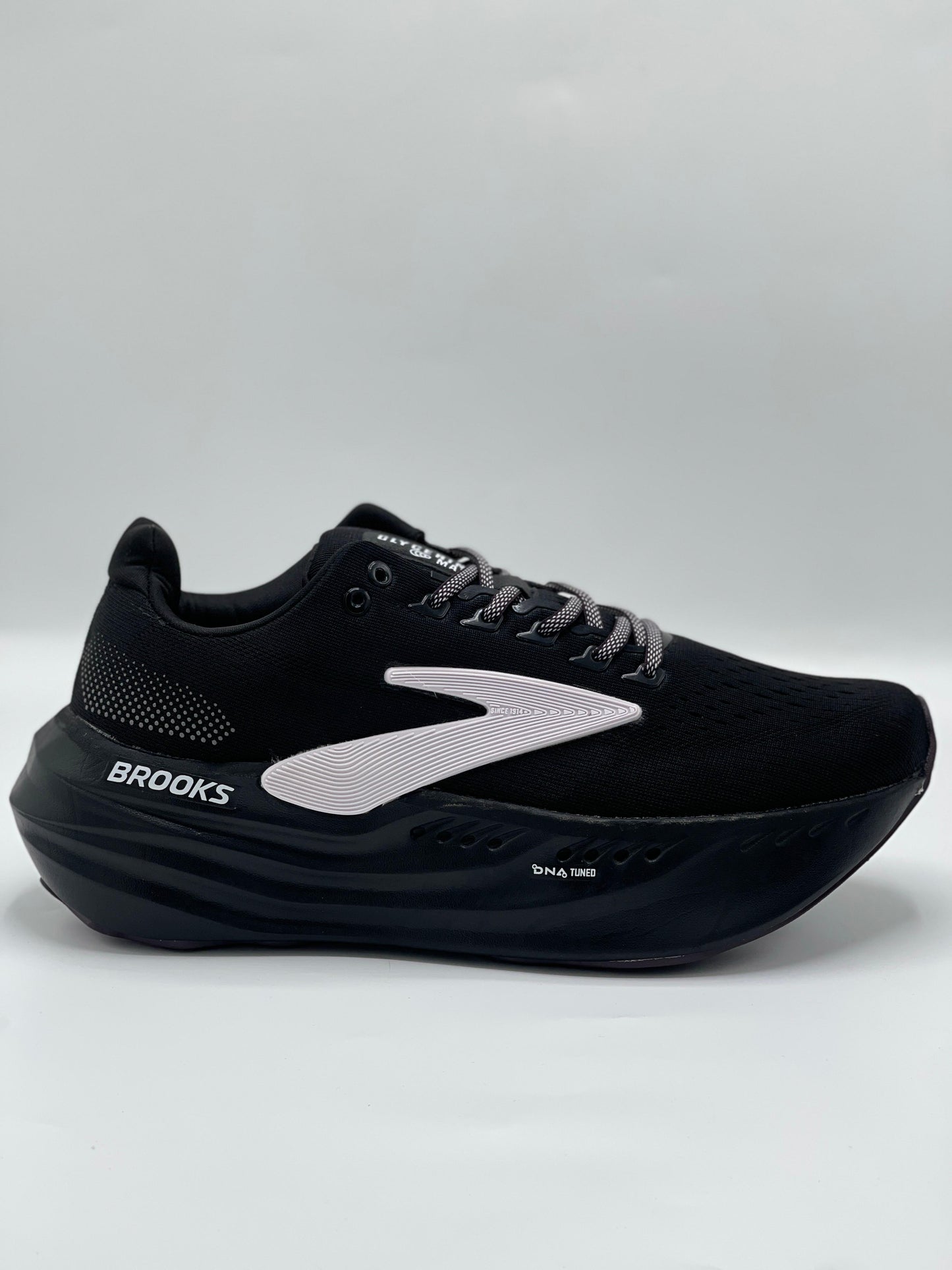 BROOKS