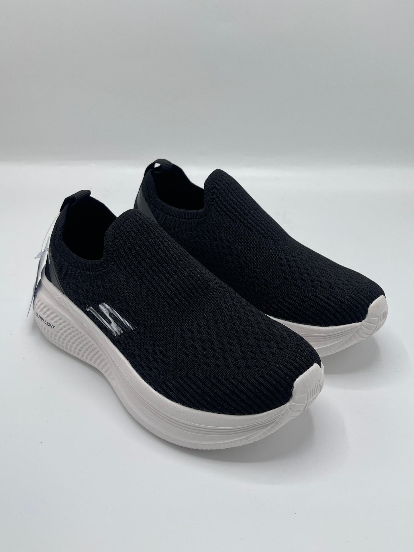 SKECHER